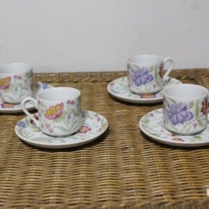 Toscany Avignon Demitasse Cup and Saucer. Set of 4. In Box.